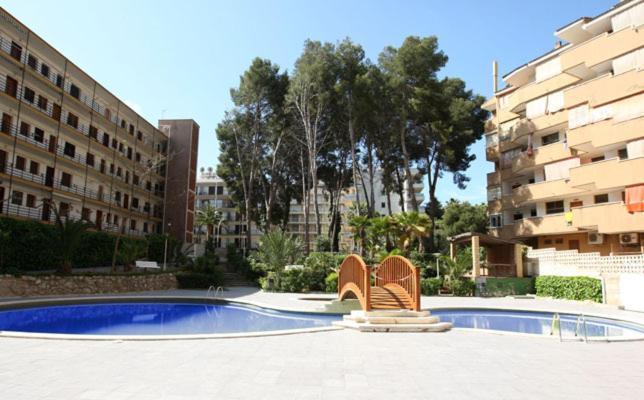 Apartamentos Arquus Center Salou Exteriör bild