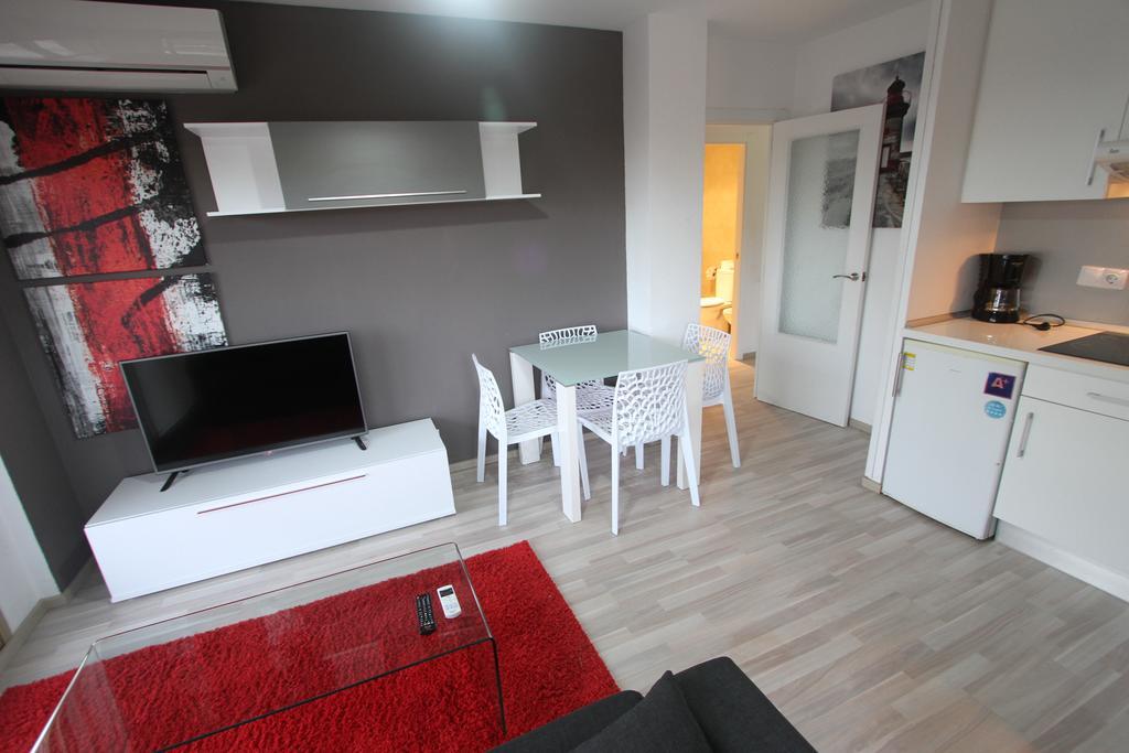 Apartamentos Arquus Center Salou Exteriör bild