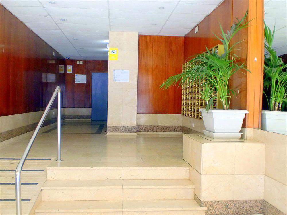 Apartamentos Arquus Center Salou Exteriör bild